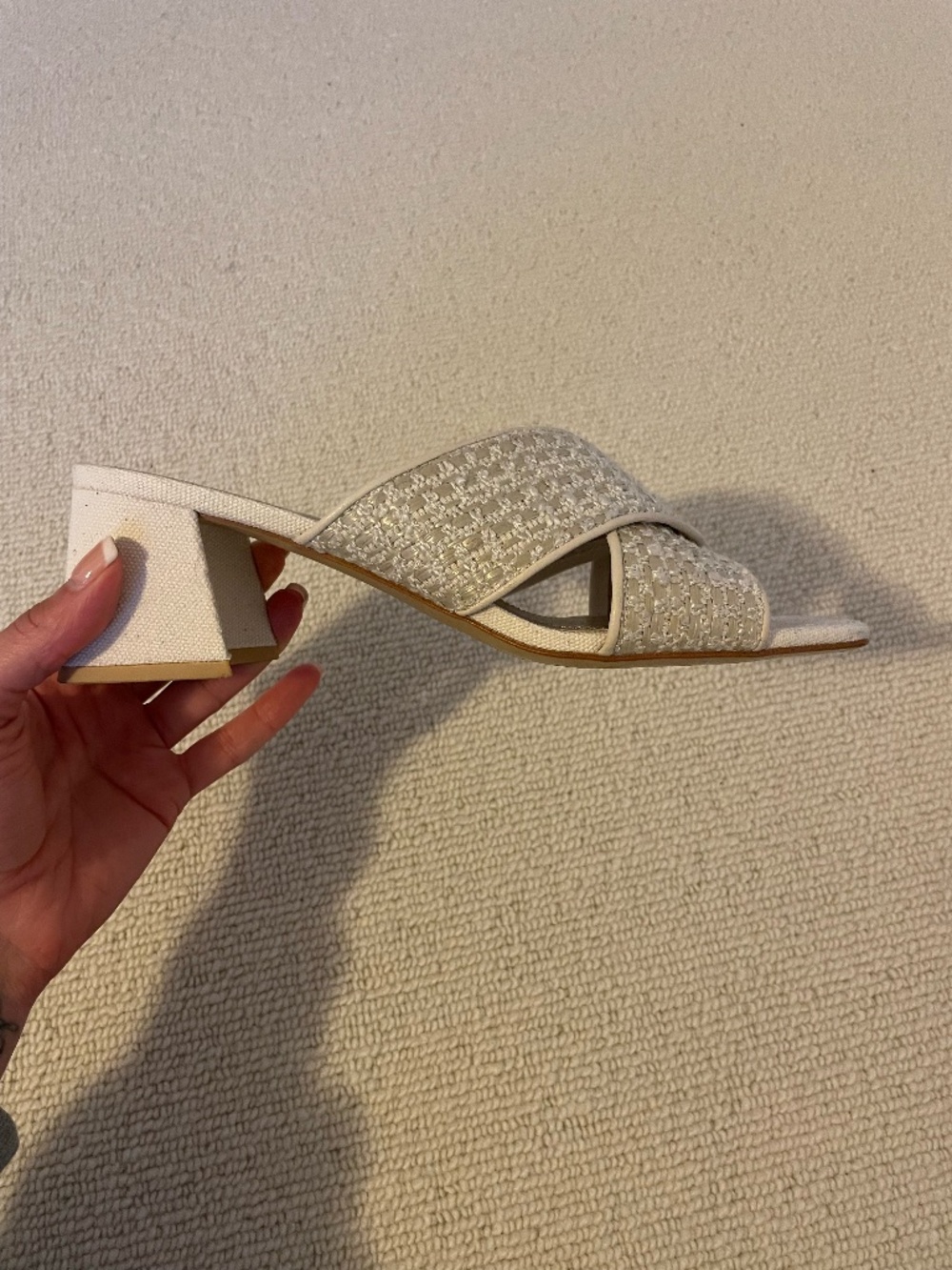 H & M Cream Block Heel Square Toe Slide Size 8.5 🧸